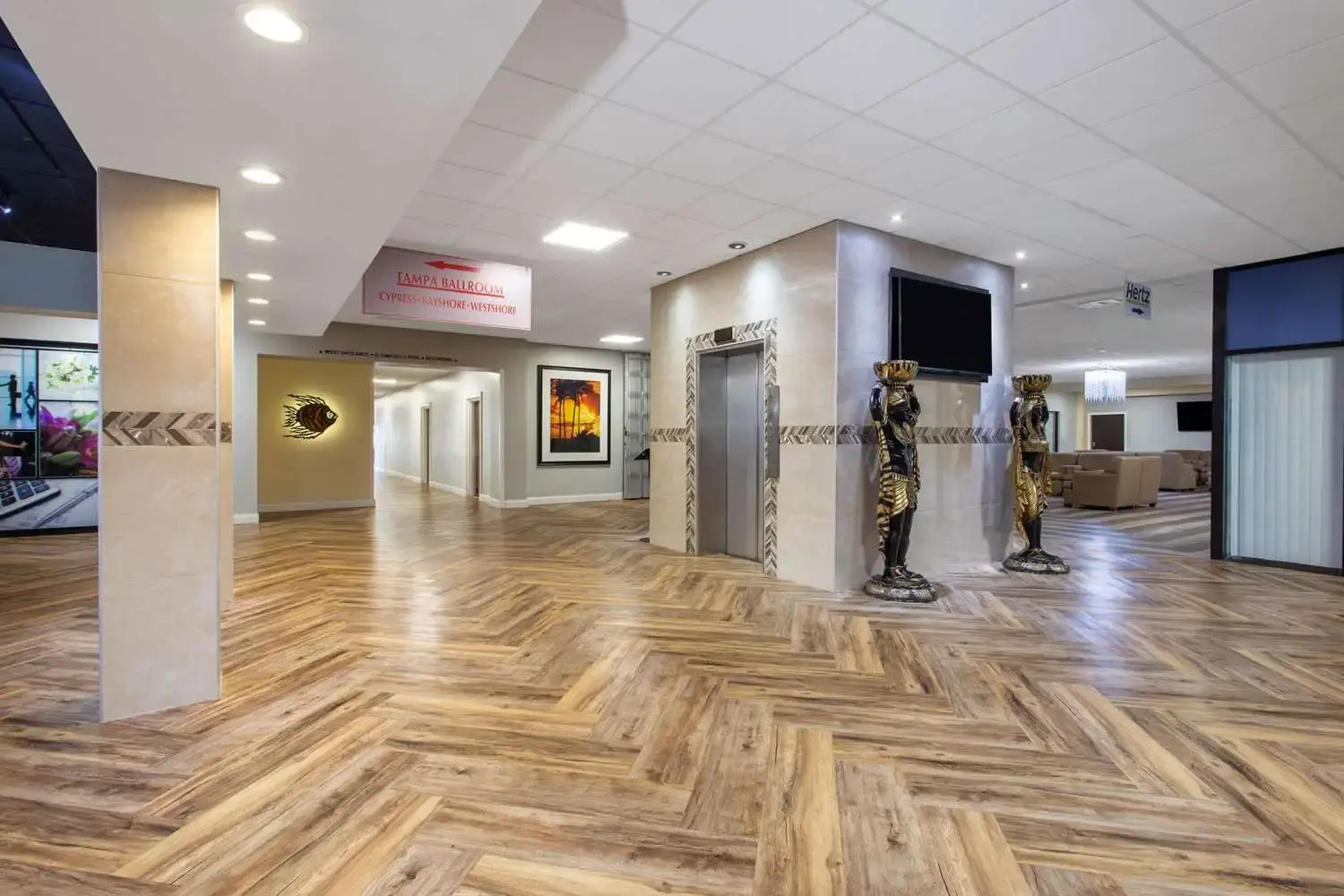 Photo - Ramada by Wyndham Tampa Airport Westshore