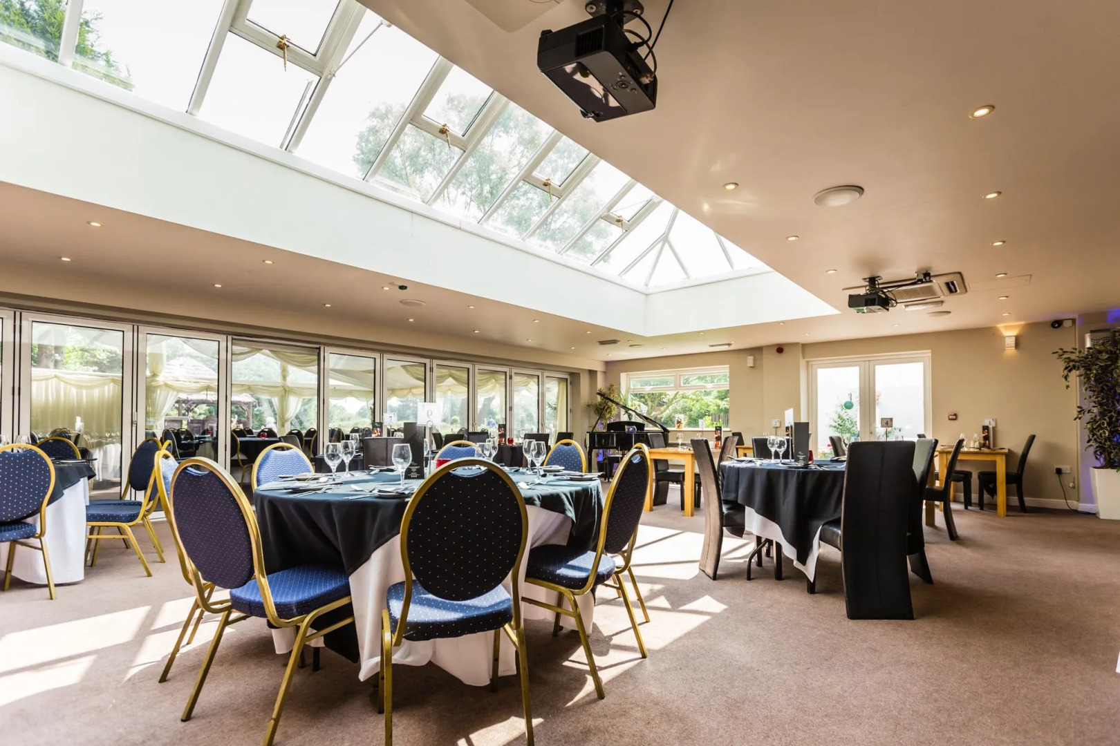 Foto - The Limes Country Lodge Hotel & Admiral Restaurant