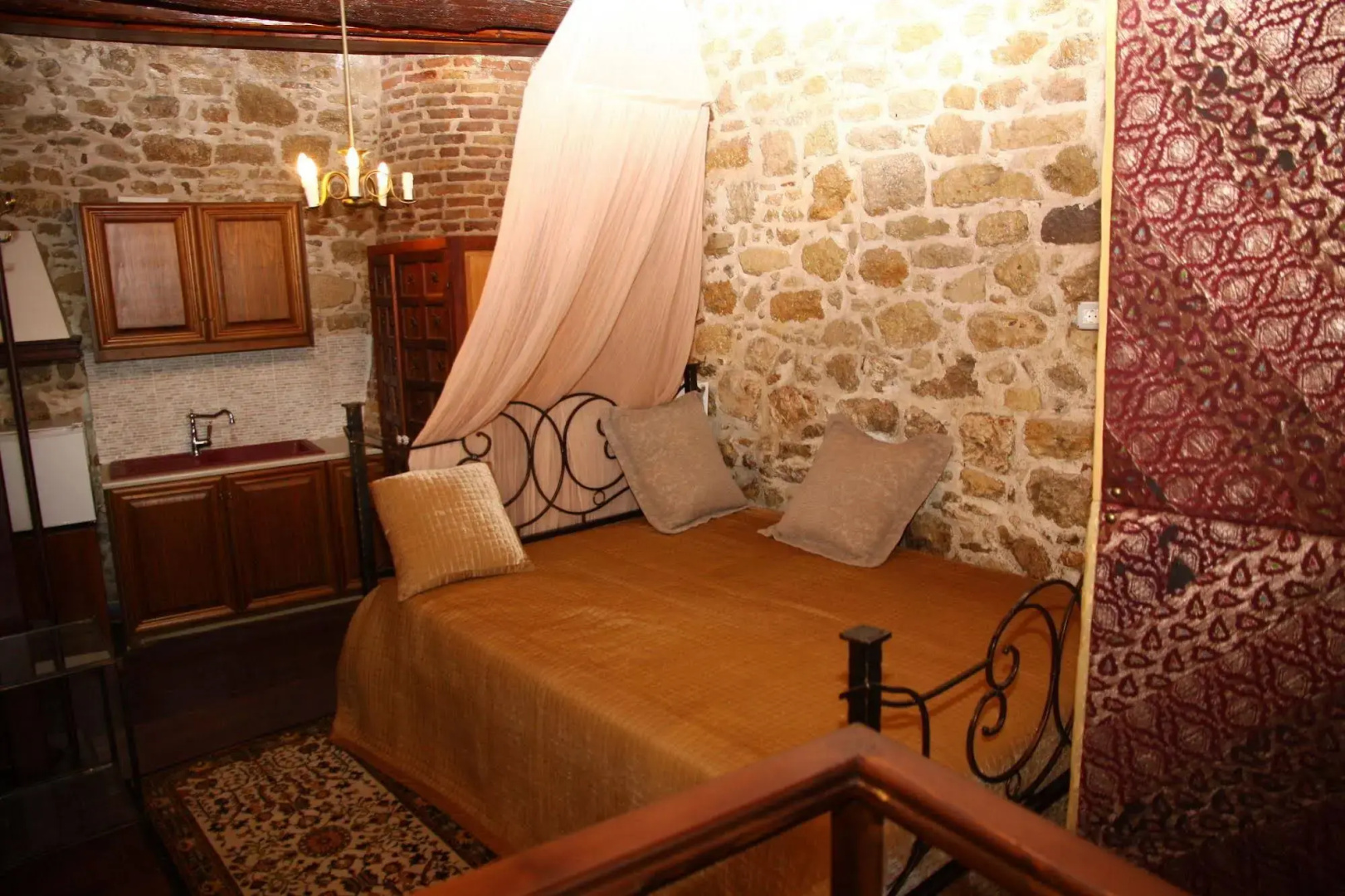 Photo - Traditional Cretan Houses,Agios Myronas