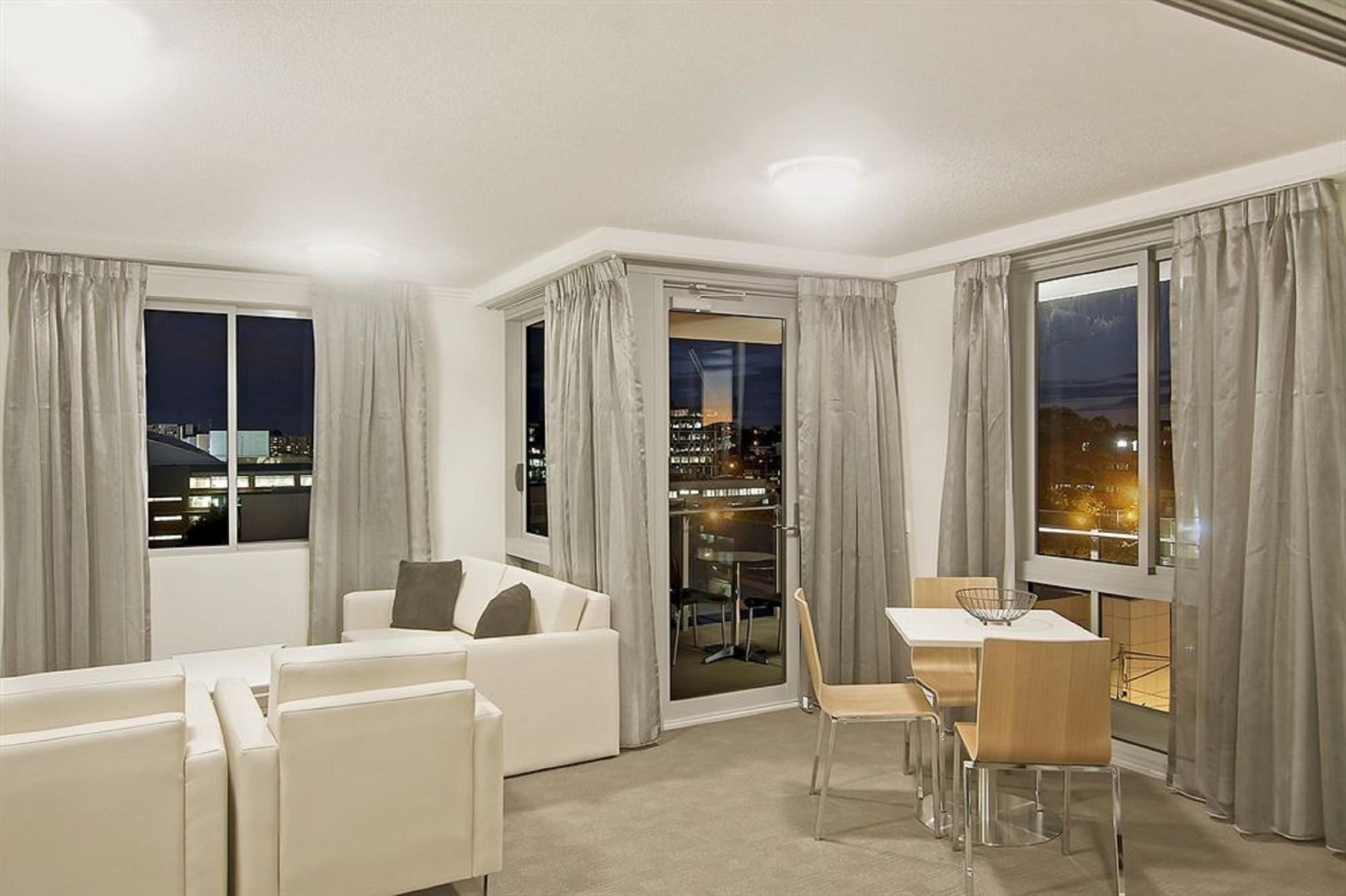 Foto - The Capitol Apartments