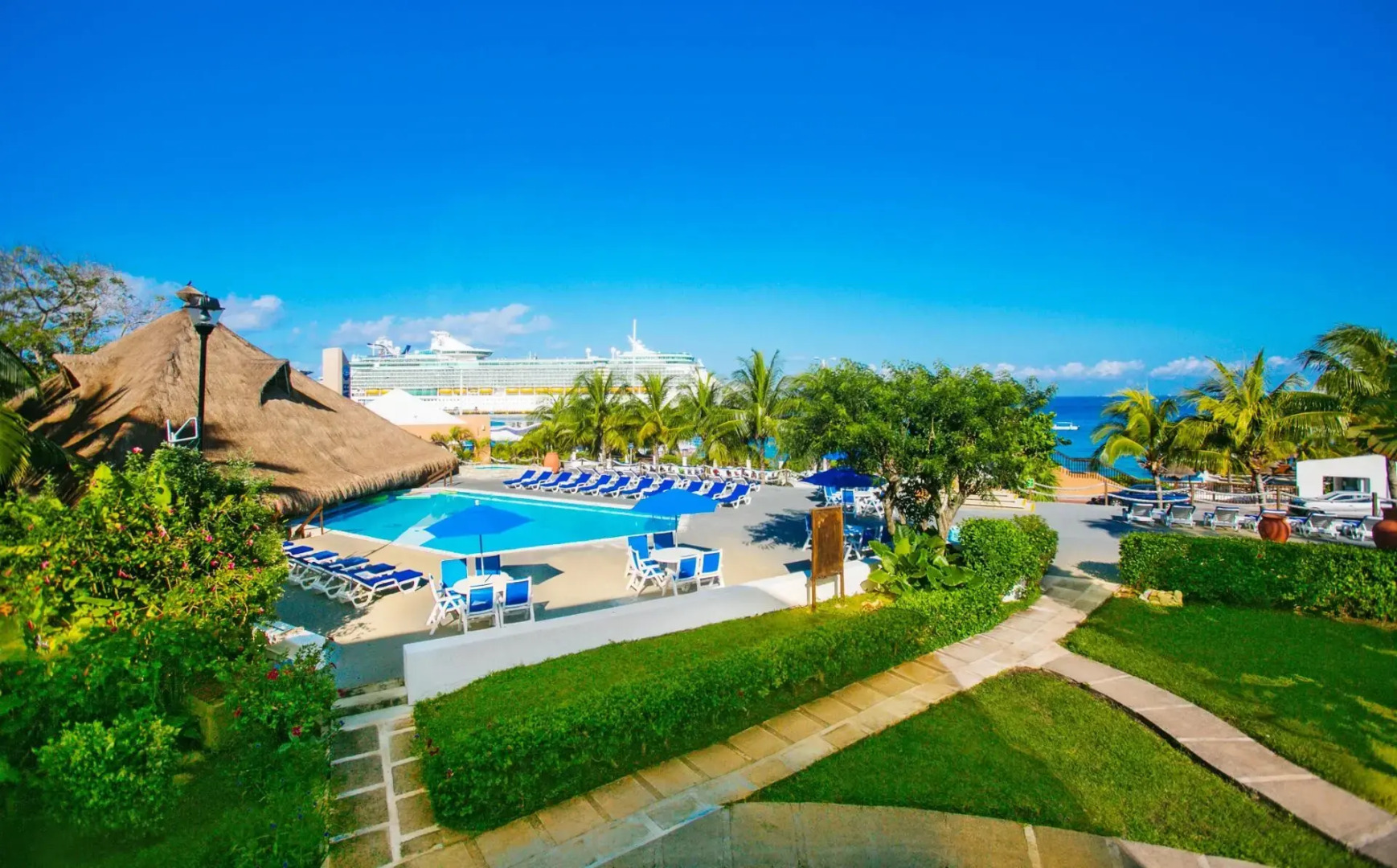 Foto - Casa del Mar Cozumel Hotel & Dive Resort with free access to an exclusive beach club