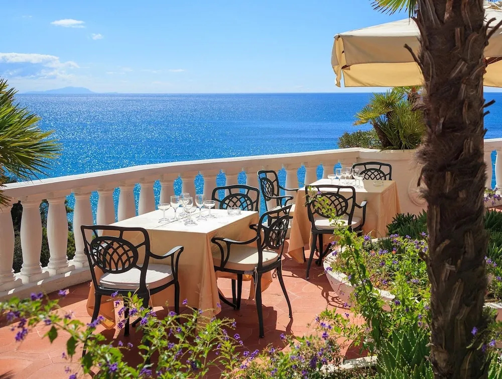 Photo - Grand Hotel Le Rocce