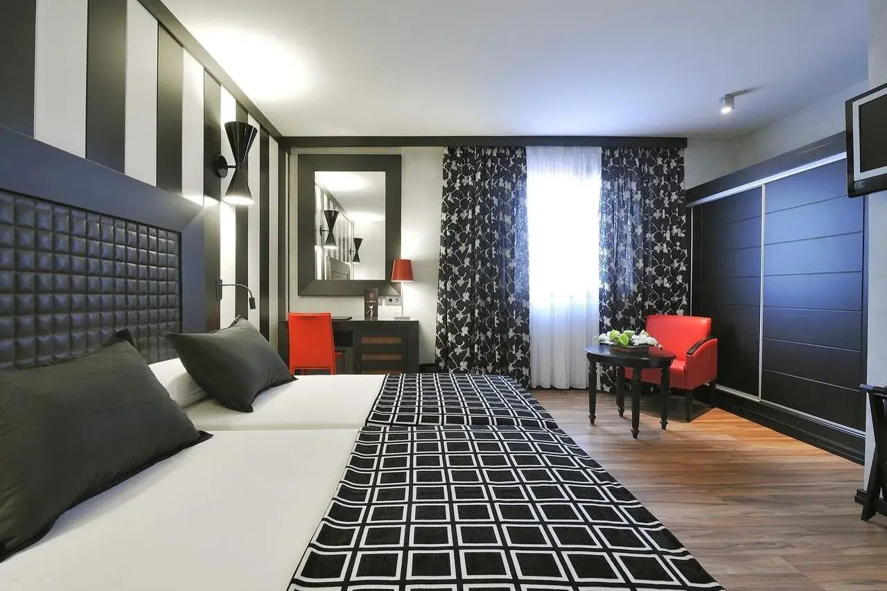 Photo - Salles Hotel Aeroport de Girona