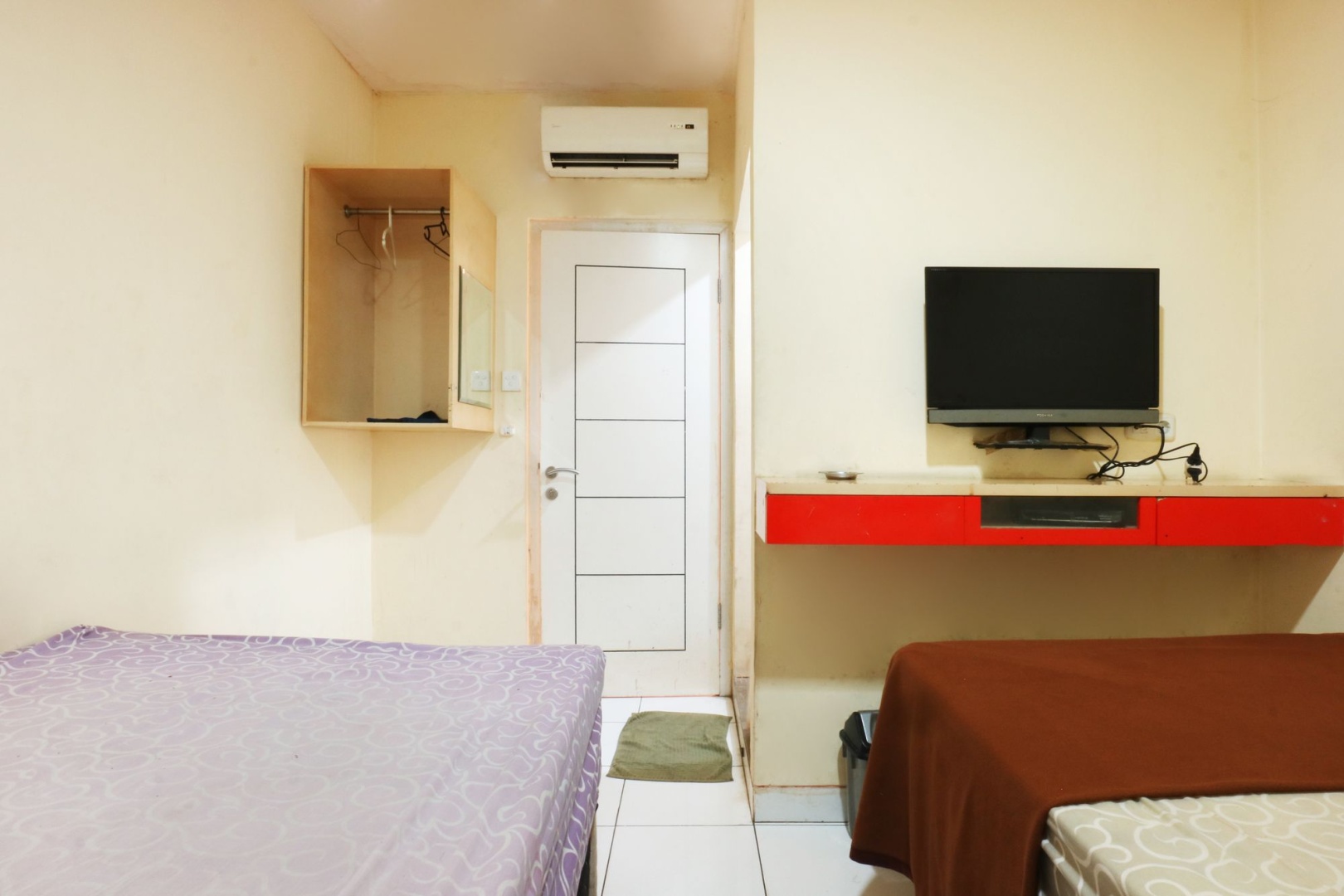 Photo - Hotel O Mangga Besar Near Mangga Besar Station Formerly Warna Warni Residence