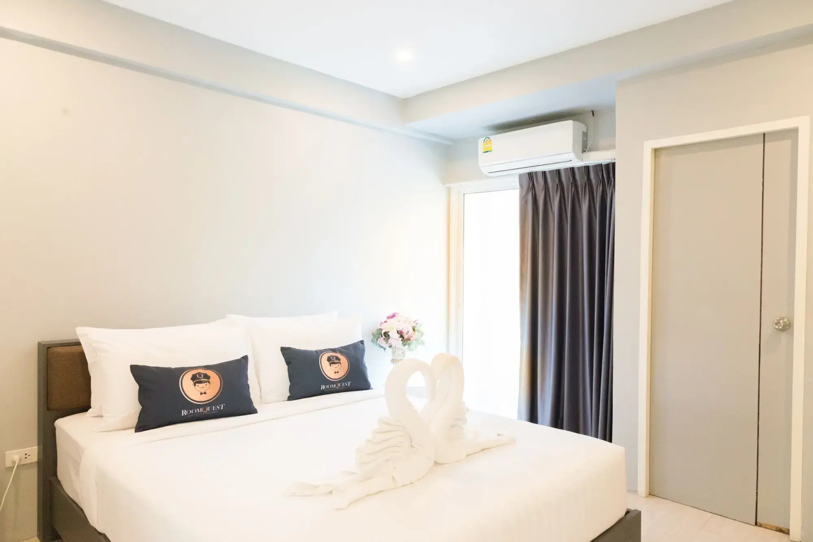 Photo - RoomQuest Bangkok Don Mueang Airport 1