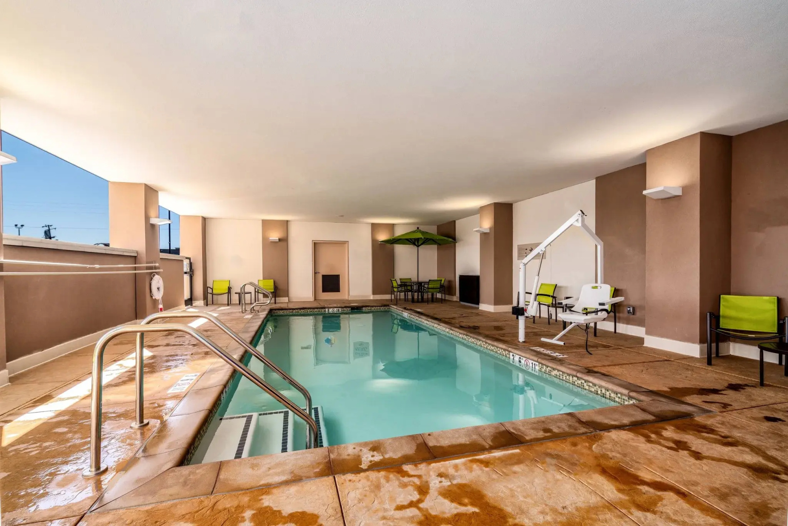 Photo - SpringHill Suites by Marriott Oakland Airport