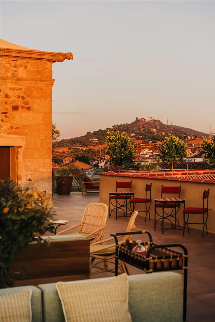 Photo - Palacio De Godoy Caceres, Curio Collection By Hilton