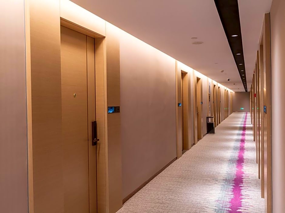 Guangdong Deer Lake Spa Holiday Hotel