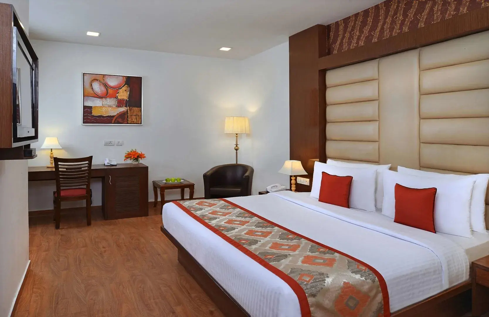 Photo - Taurus Sarovar Portico