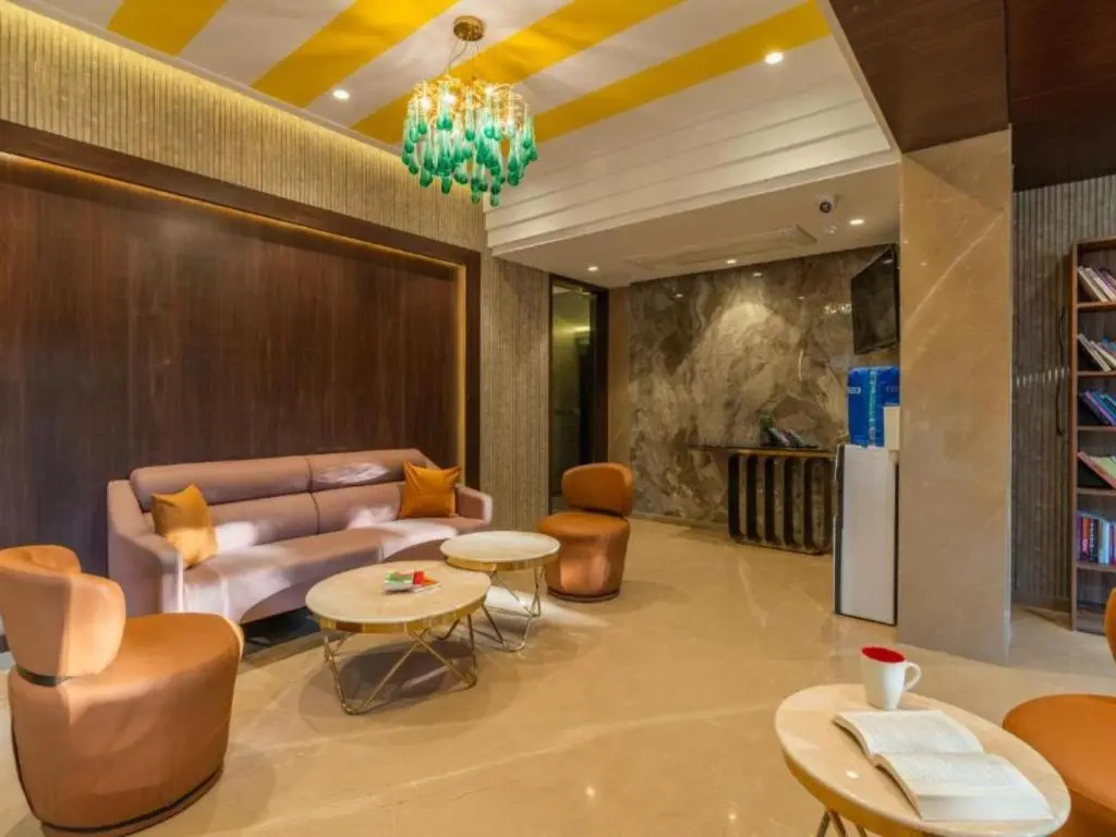 Photo - The Hosteller Mumbai, International Airport