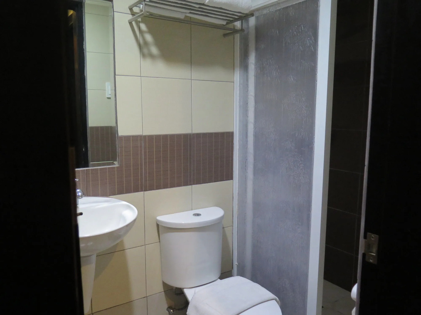 Foto - The Pinnacle Hotel and Suites