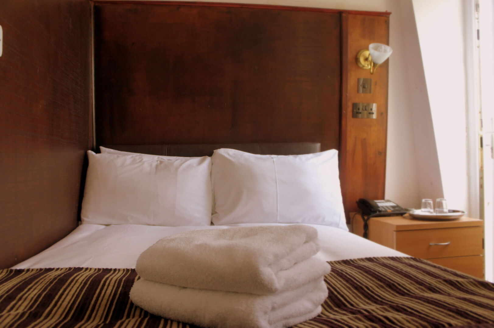 Photo - Plaza London Hotel