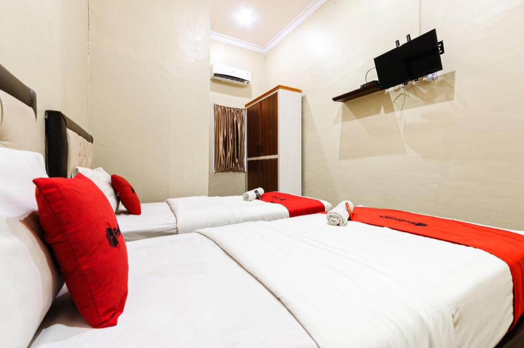 Foto - RedDoorz Plus near Universitas Sumatera Utara