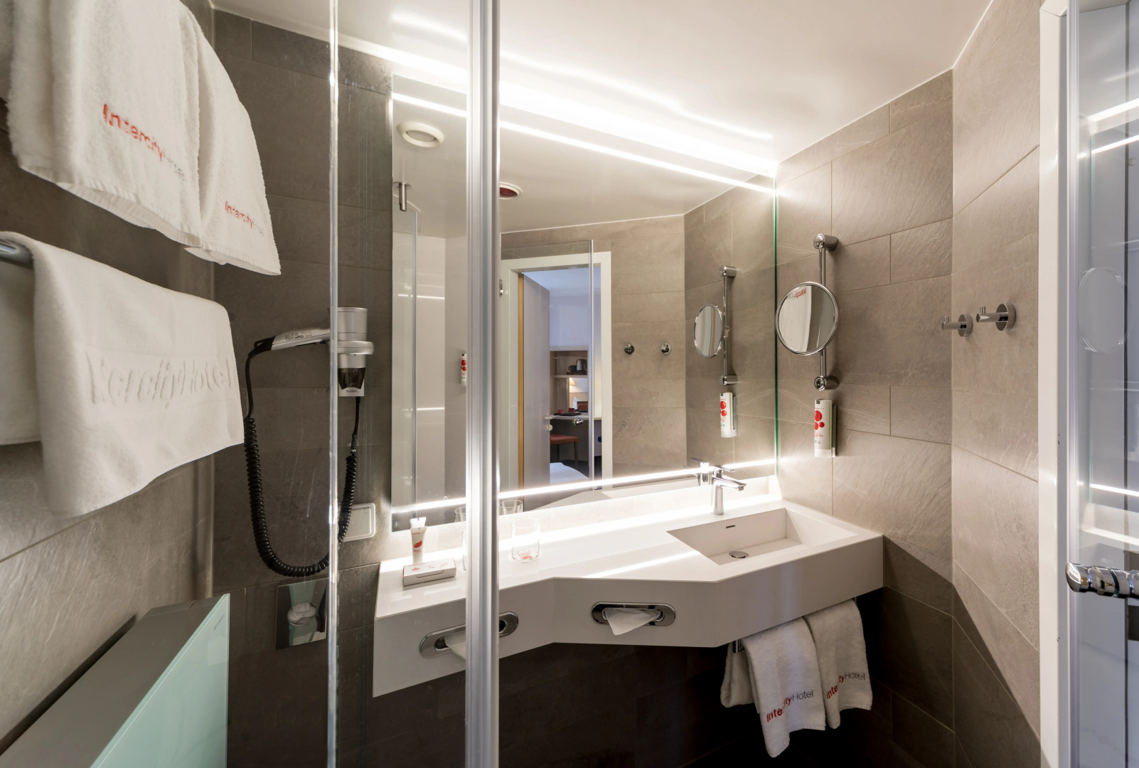 Photo - Hotel Magdeburg City Center by Leonardo Hotels
