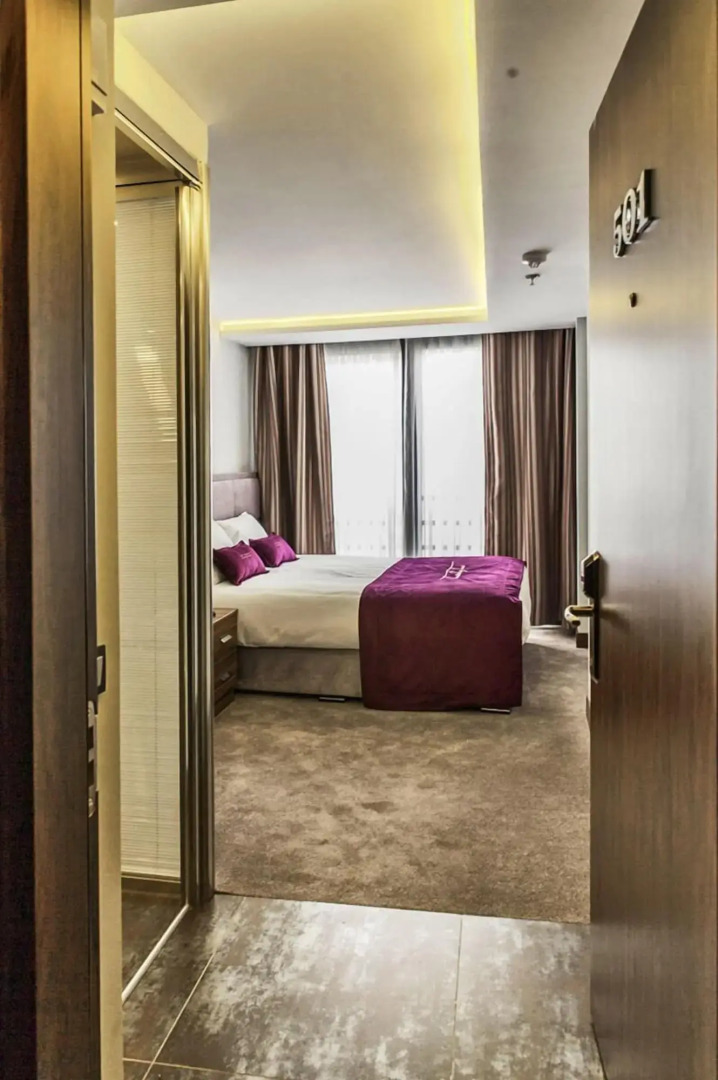 Photo - The 22 Hotel