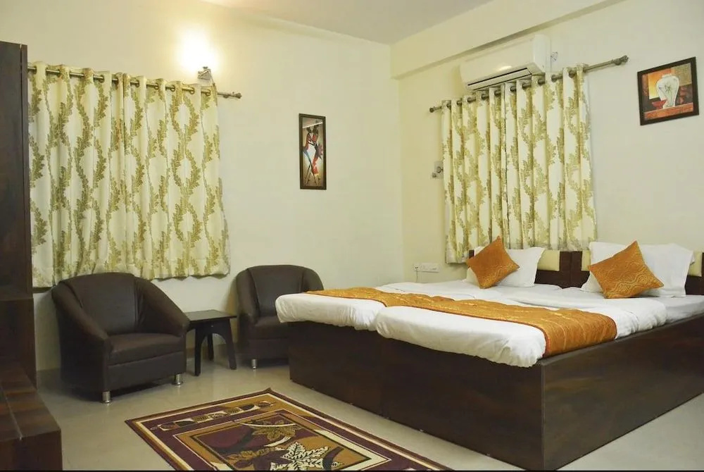 Photo - Treebo Ivory House