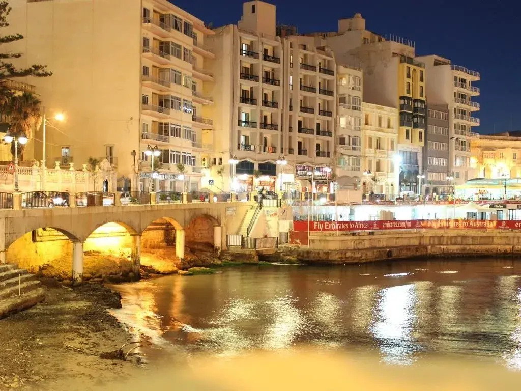 Photo - St. Julian's Bay Hotel