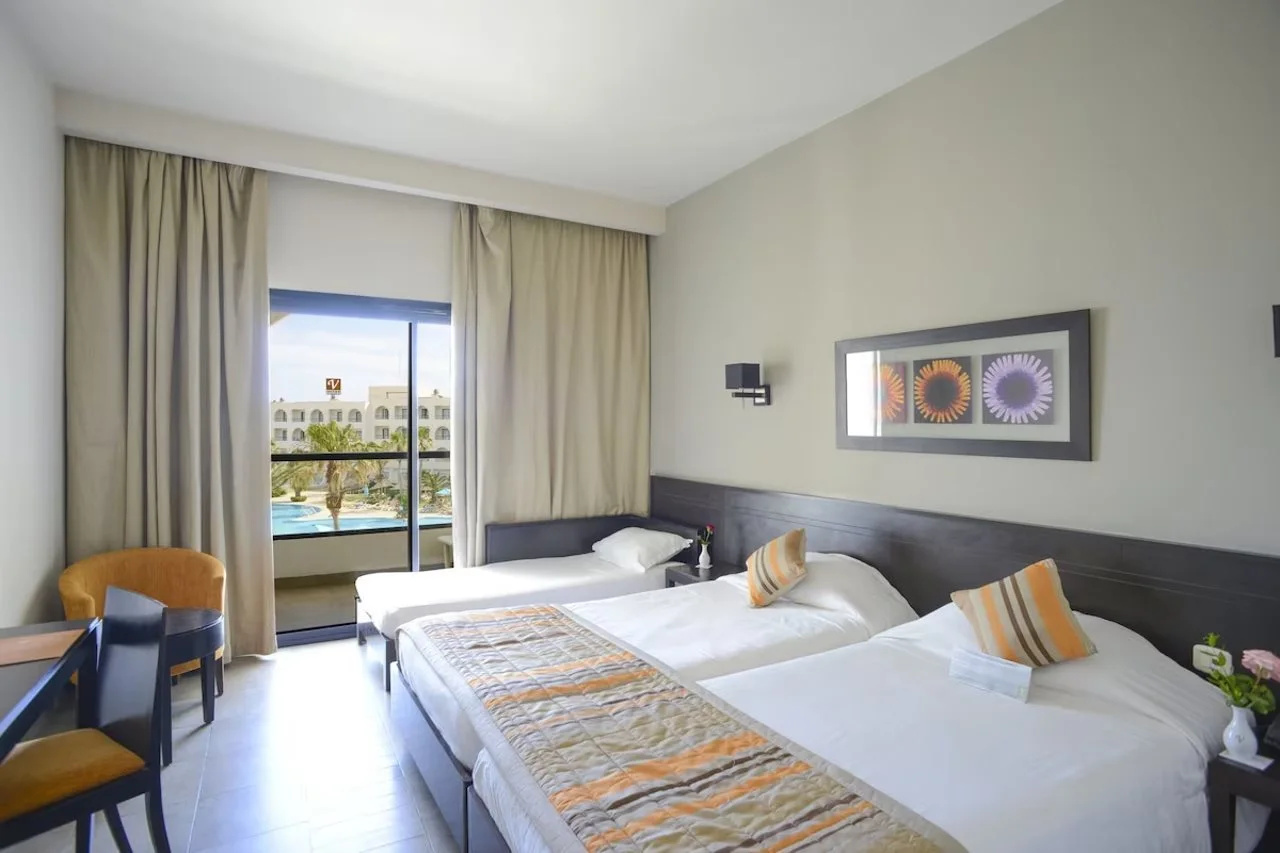 Photo - Nozha Beach Resort & Spa
