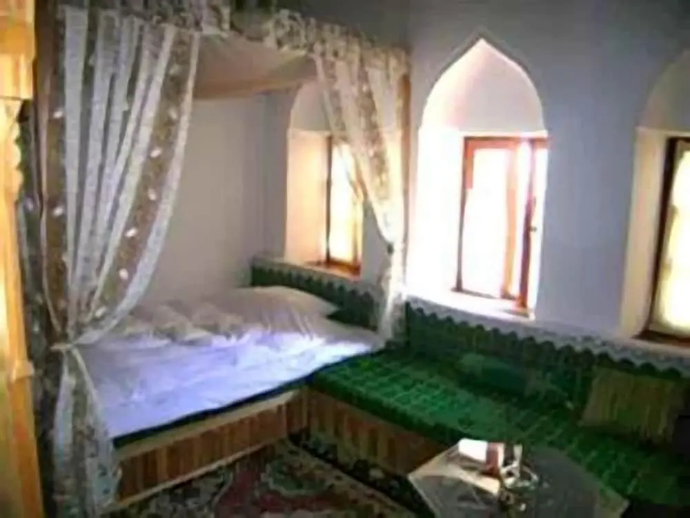 Foto - Bosnian National Monument Muslibegovic House