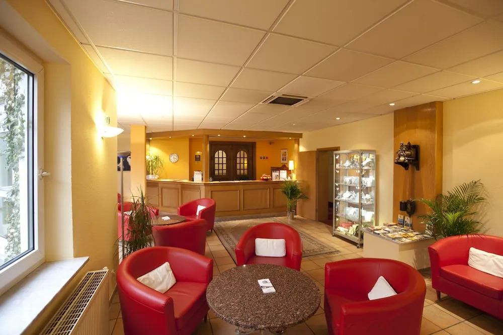 Foto - Arthotel Ambassador Wiesbaden - FREE PARKING