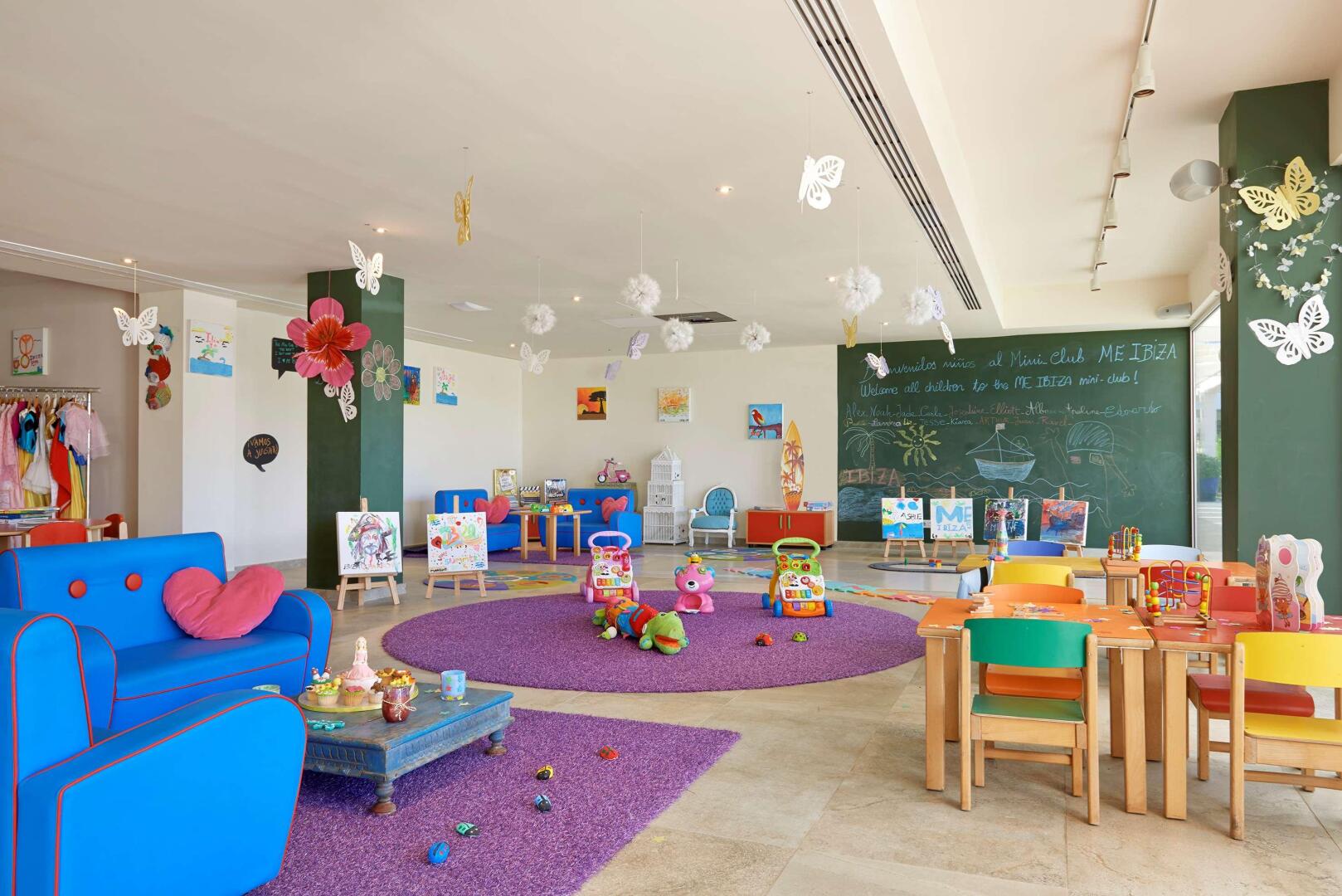 Photo - ME Ibiza - The Leading Hotels of the World