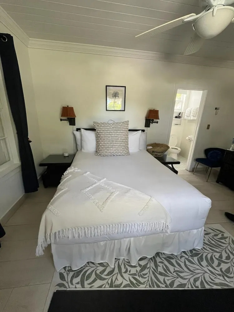 Runaway Hill Inn — фото 1