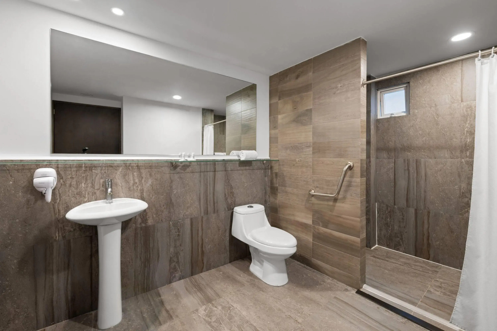 Foto - Ramada By Wyndham Tampico Centro