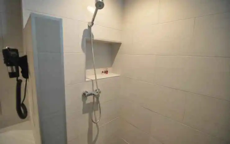 Photo - The Eight Ratvithi House