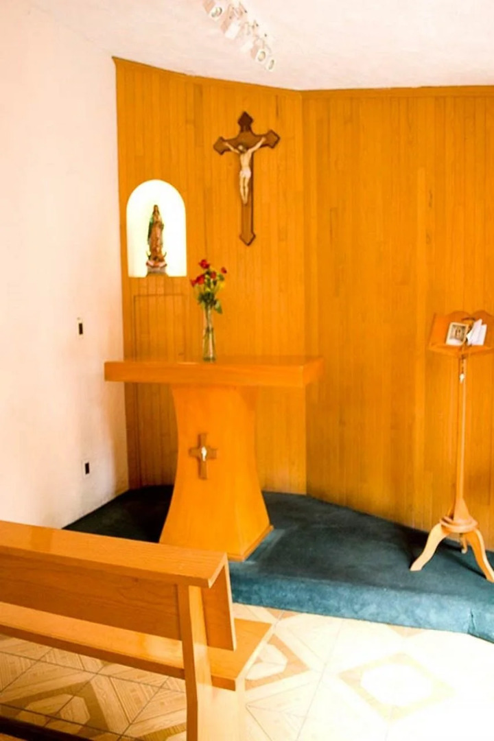 Photo - Country Plaza