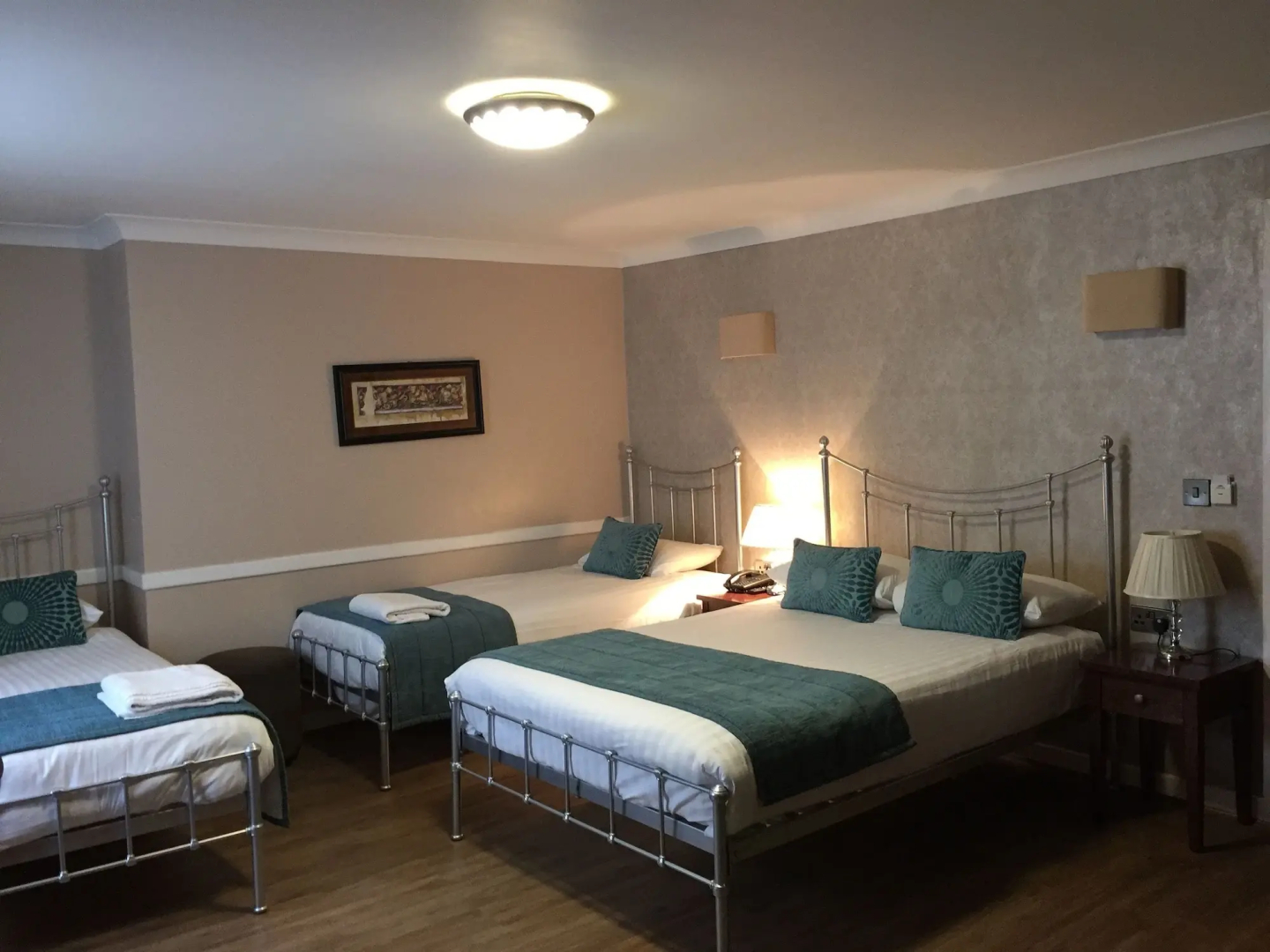 Photo - Princes Square Hotel