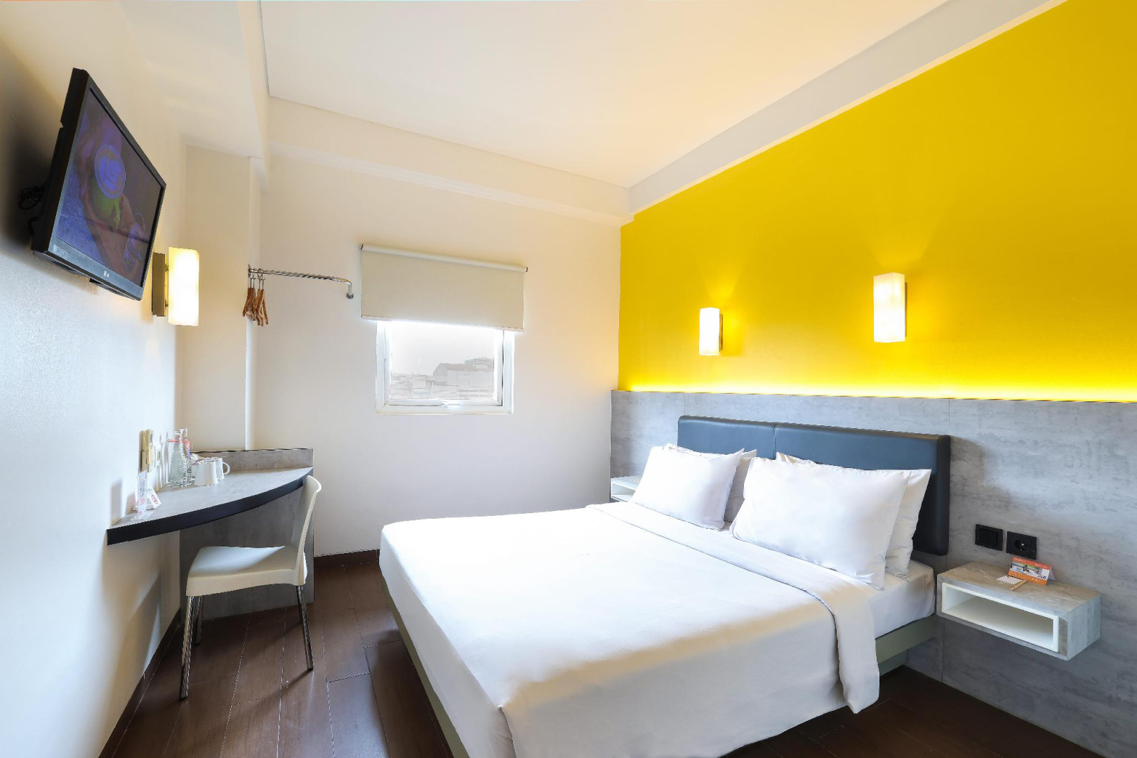 Foto - Amaris Hotel Bekasi Barat