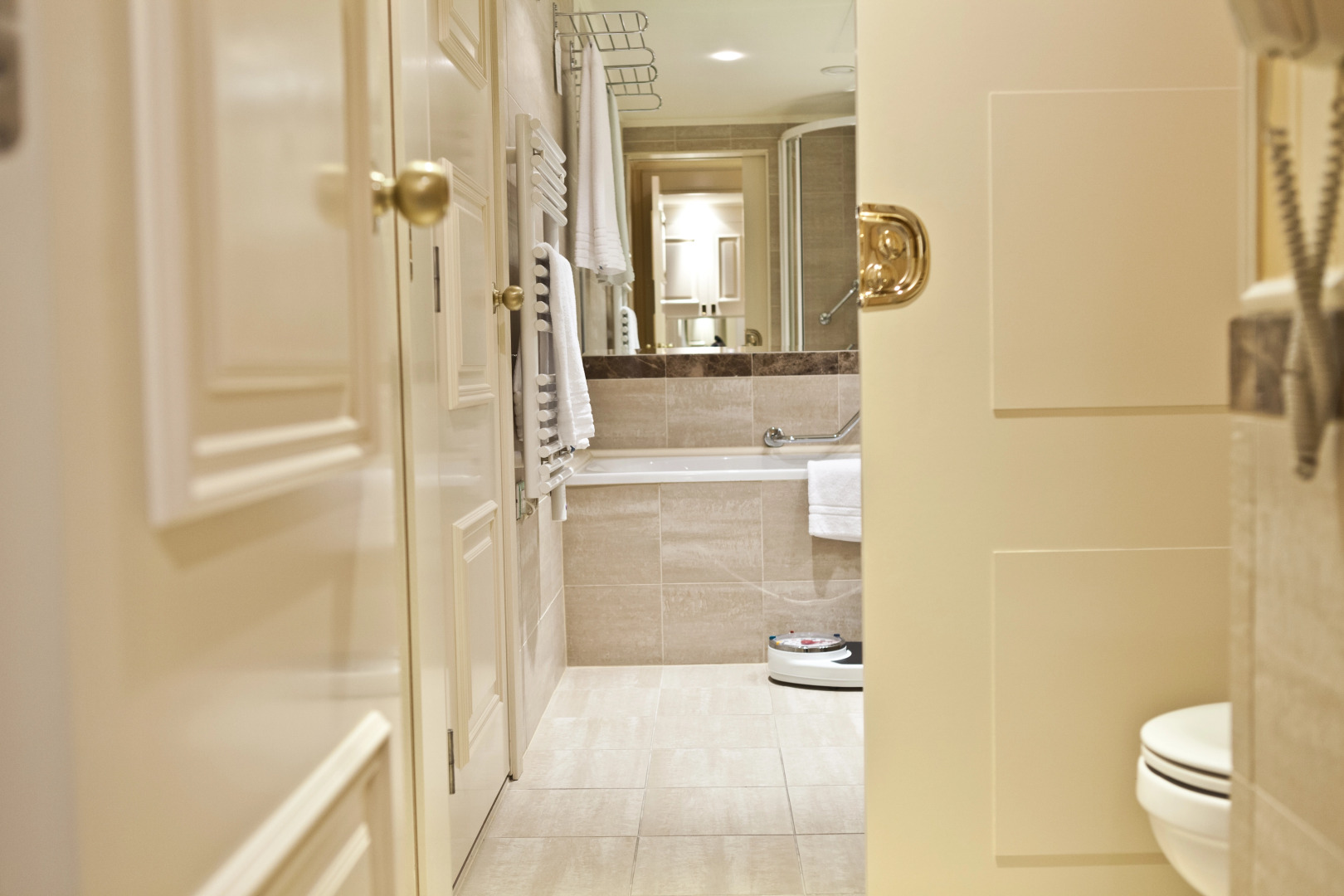 Photo - Hotel Le Châtelain