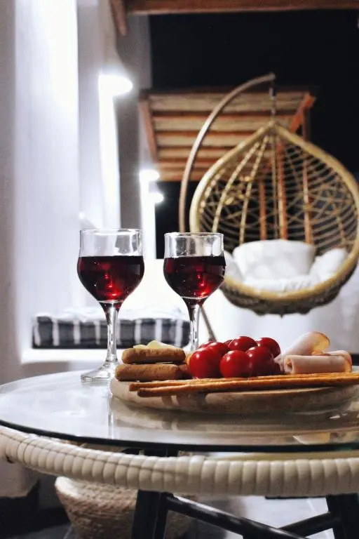 Photo - Aeron Suites