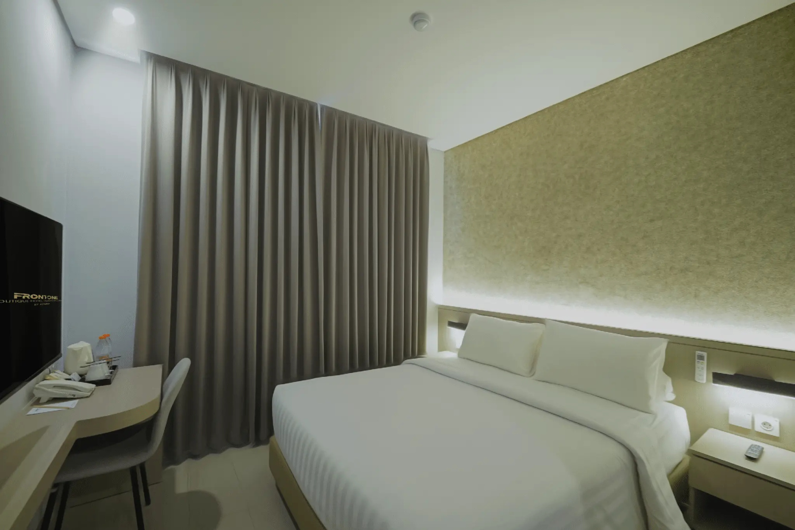 Foto - Front One Boutique Hotel Taman Anggrek