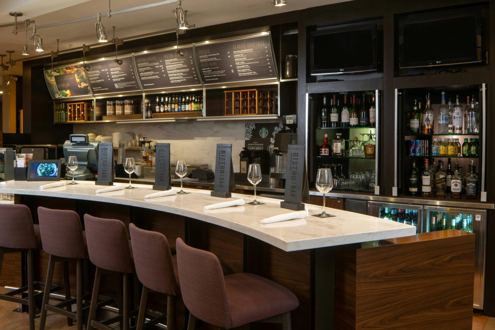 Foto - Courtyard by Marriott Nashville Airport