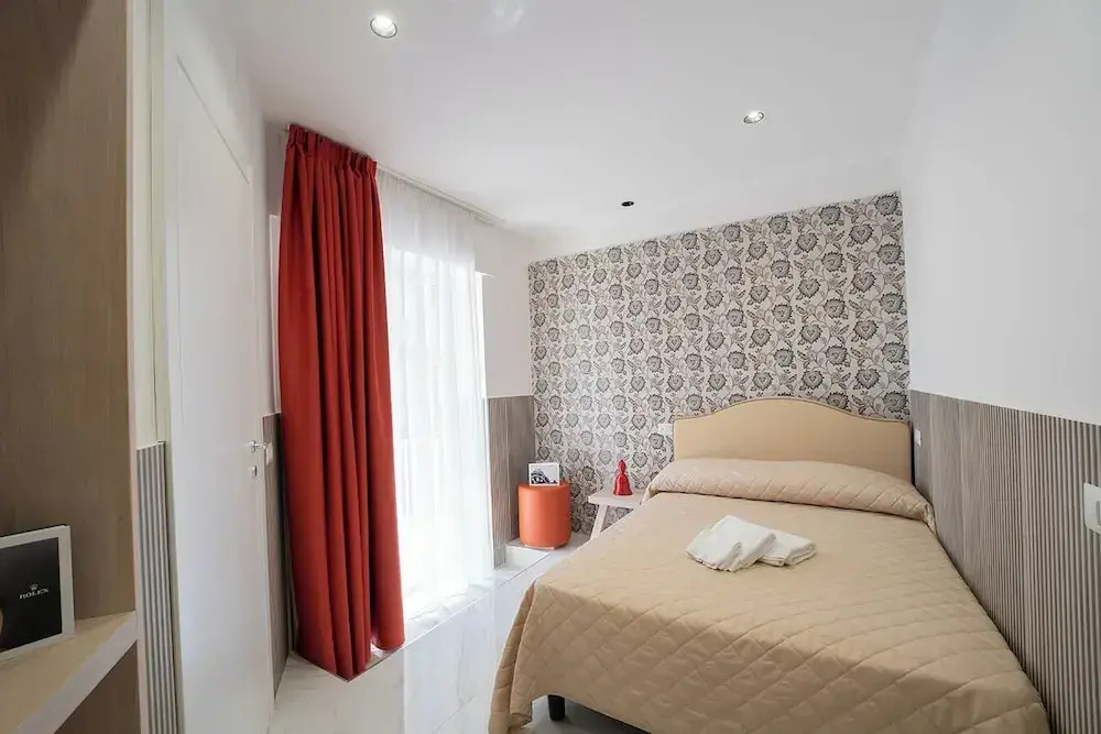 Photo - GreRos H. Rooms Napoli Centro by Clapa Group Dislocated Hospitality