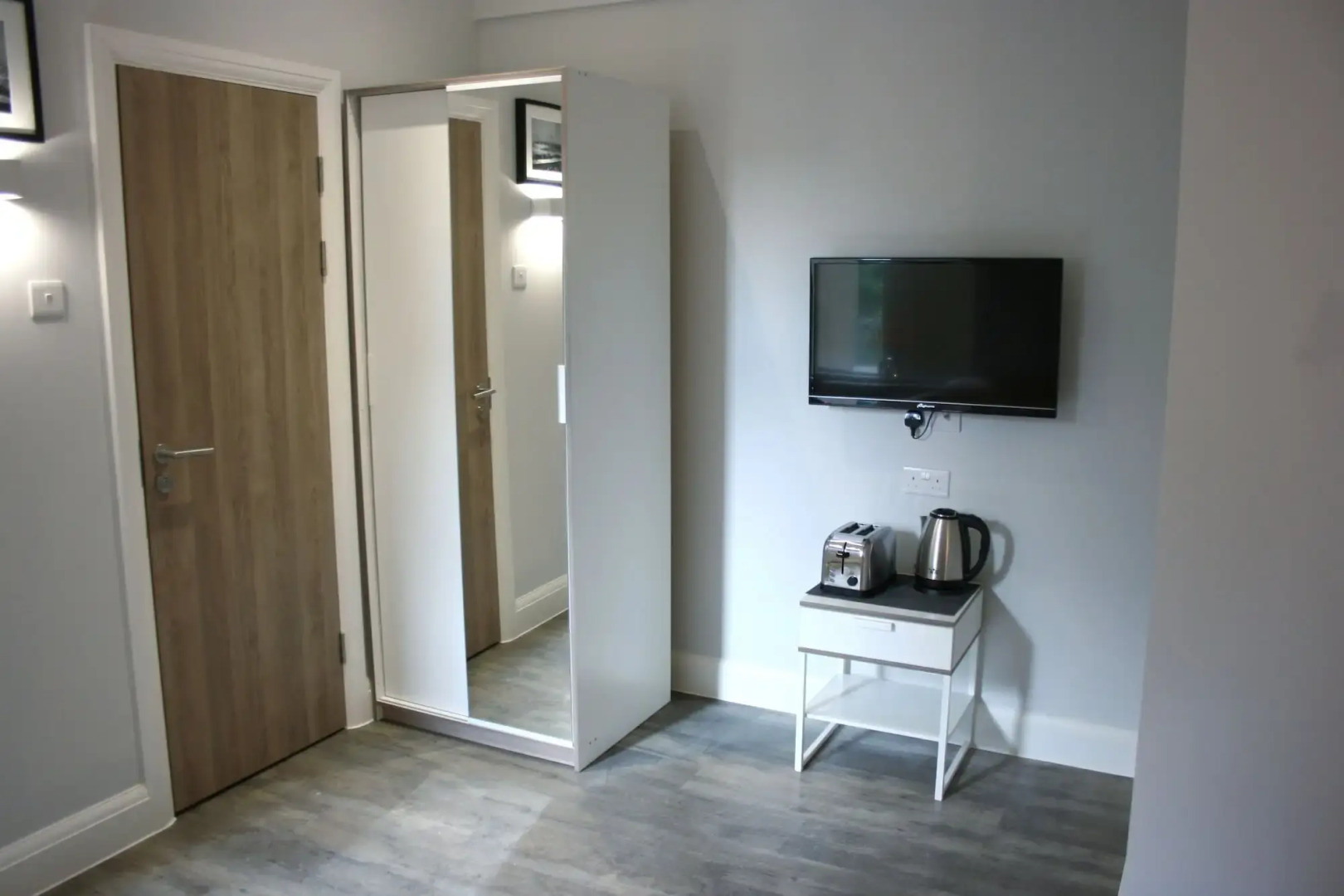 Photo - Westciti Caroco Aparthotel