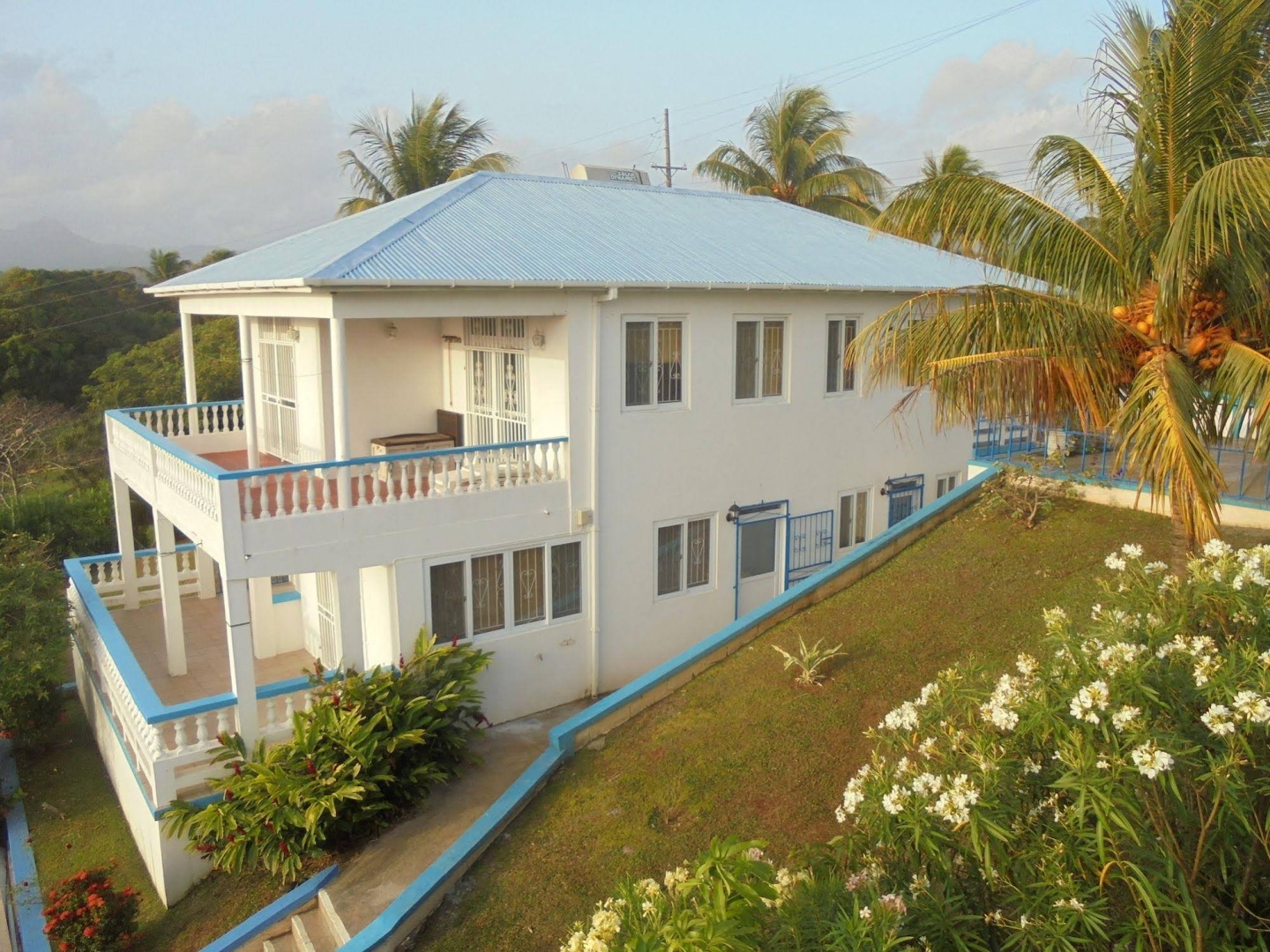 Sunrise Garden Self Catering Apartments — фото 1
