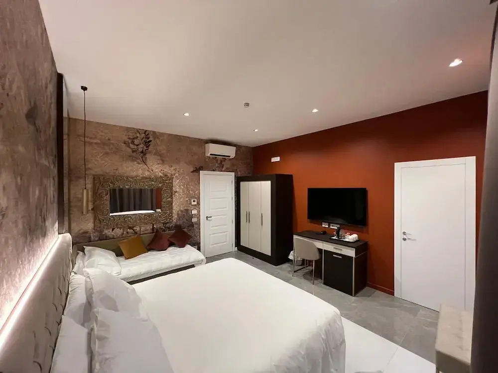 Photo - Adelaide Suite Dreams