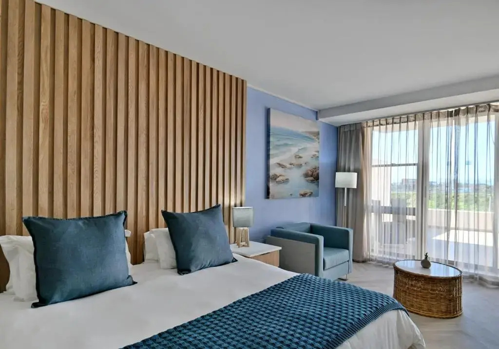 Foto - Lagoon Beach Hotel & Spa