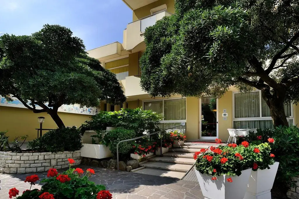 Photo - Hotel Oceanic