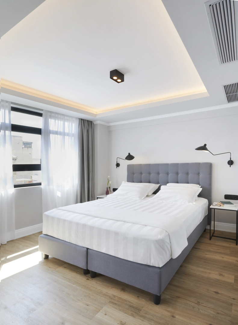 Photo - The Artist Athens