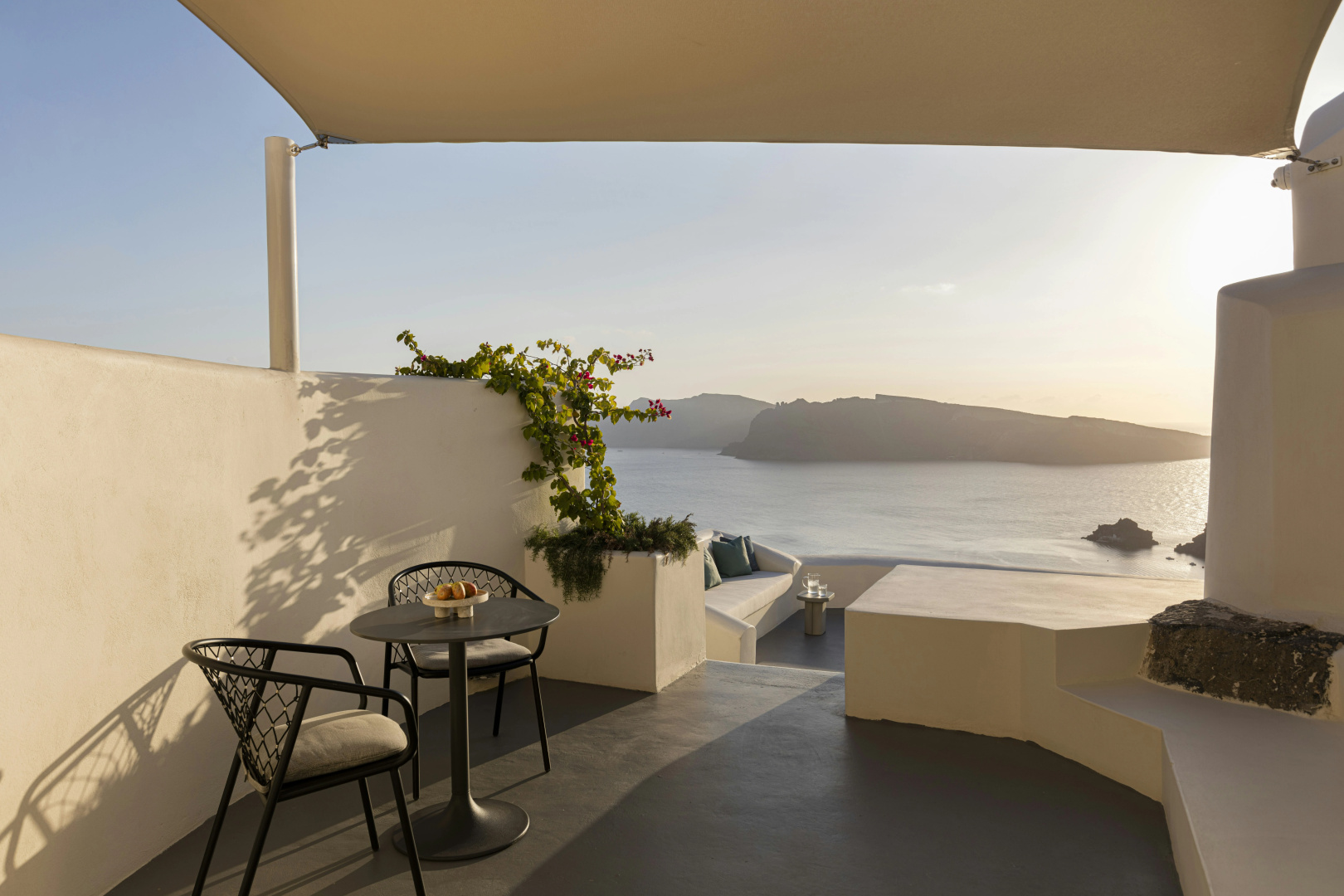 Photo - Canaves Oia Suites - Small Luxury Hotels of the World