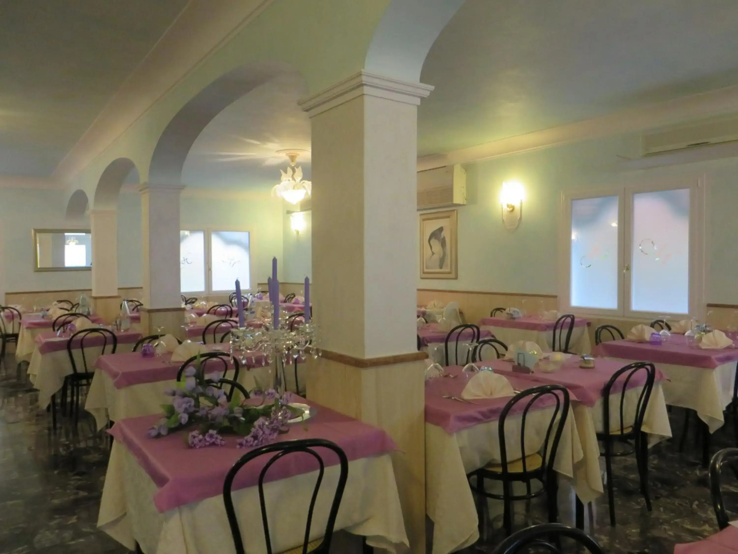 Photo - Hotel Maxim
