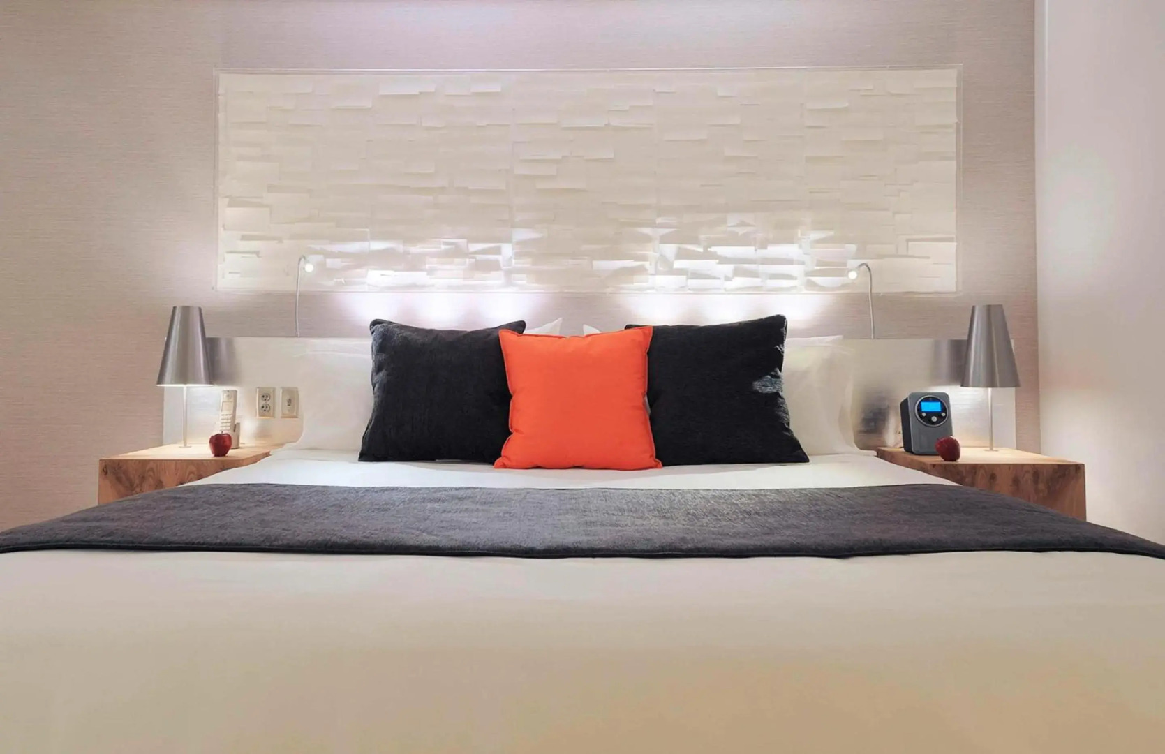 Photo - Radisson Blu Aqua Hotel, Chicago