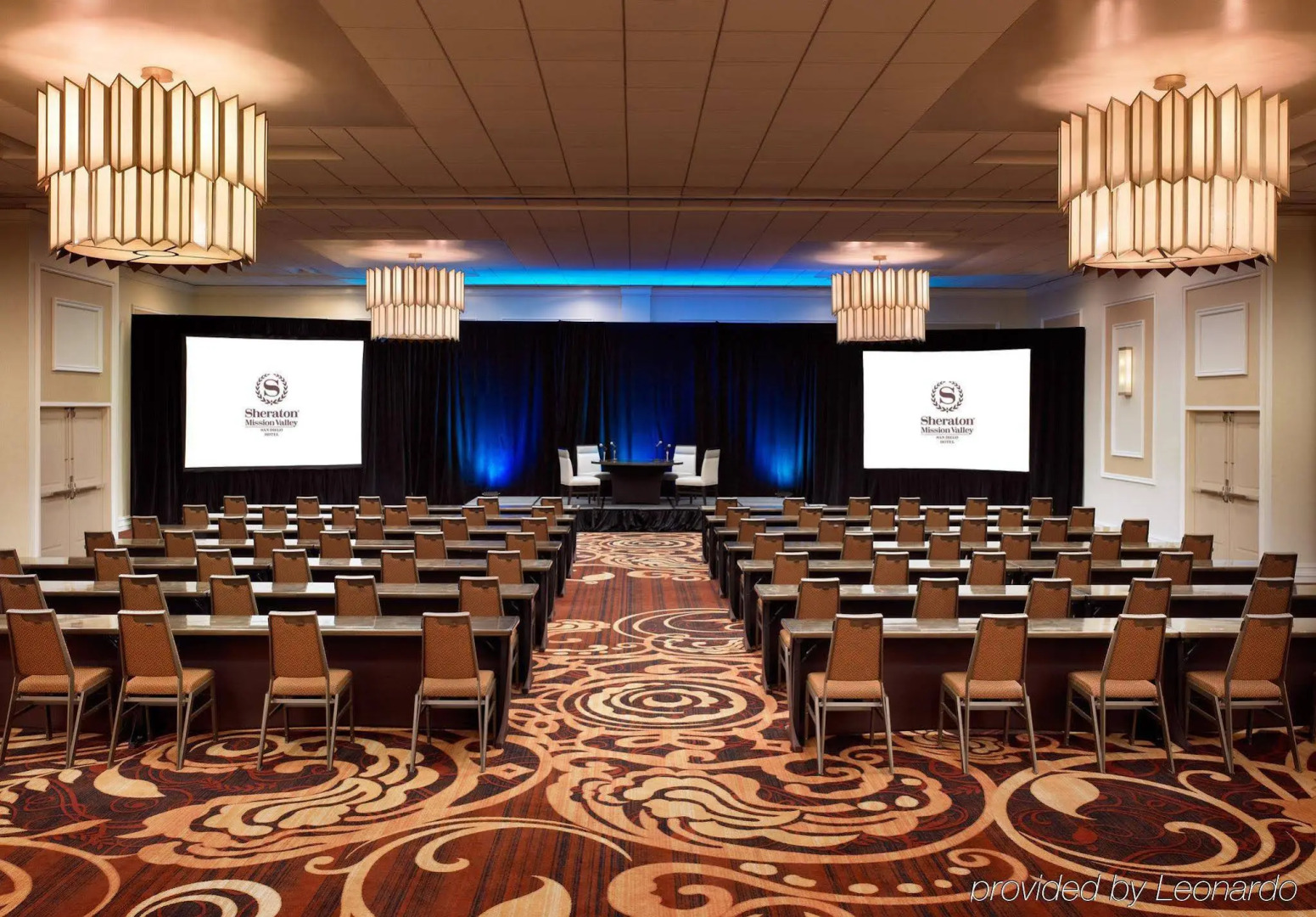 Photo - Sheraton Mission Valley San Diego Hotel