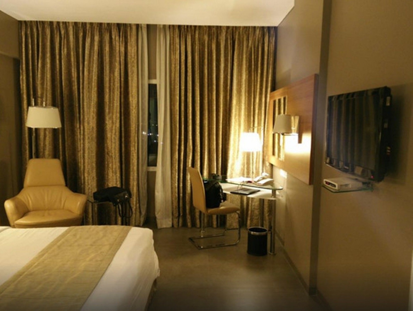 Royal Orchid Central, Vadodara