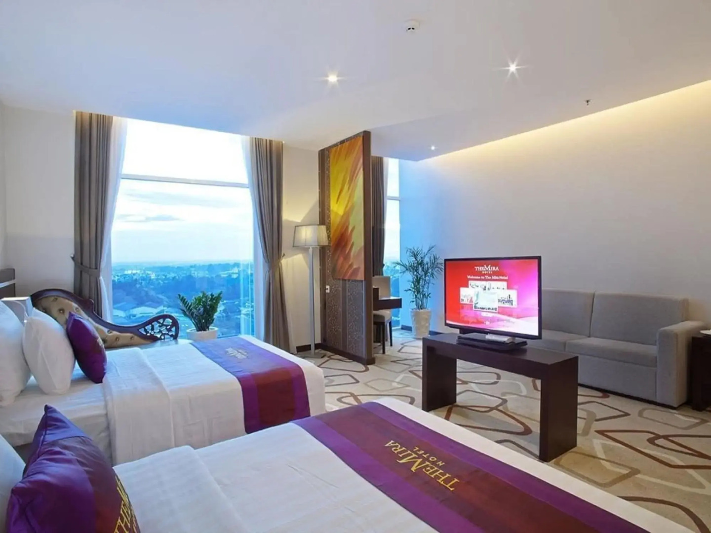 Photo - The Mira Hotel