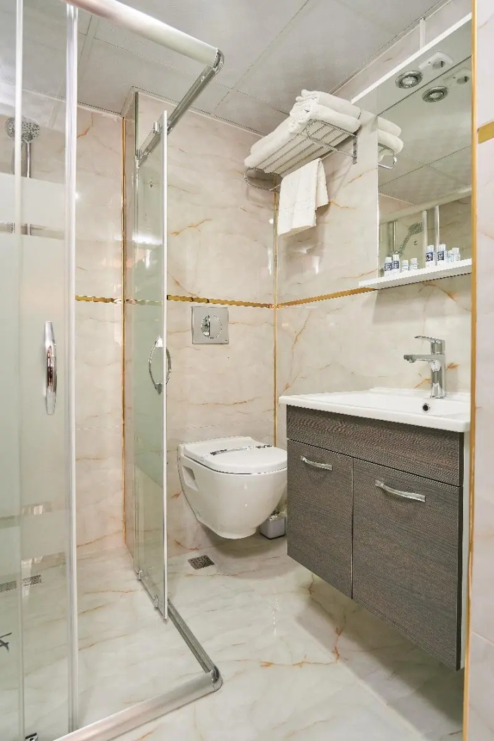 Photo - Renzo Hotel - Special Category