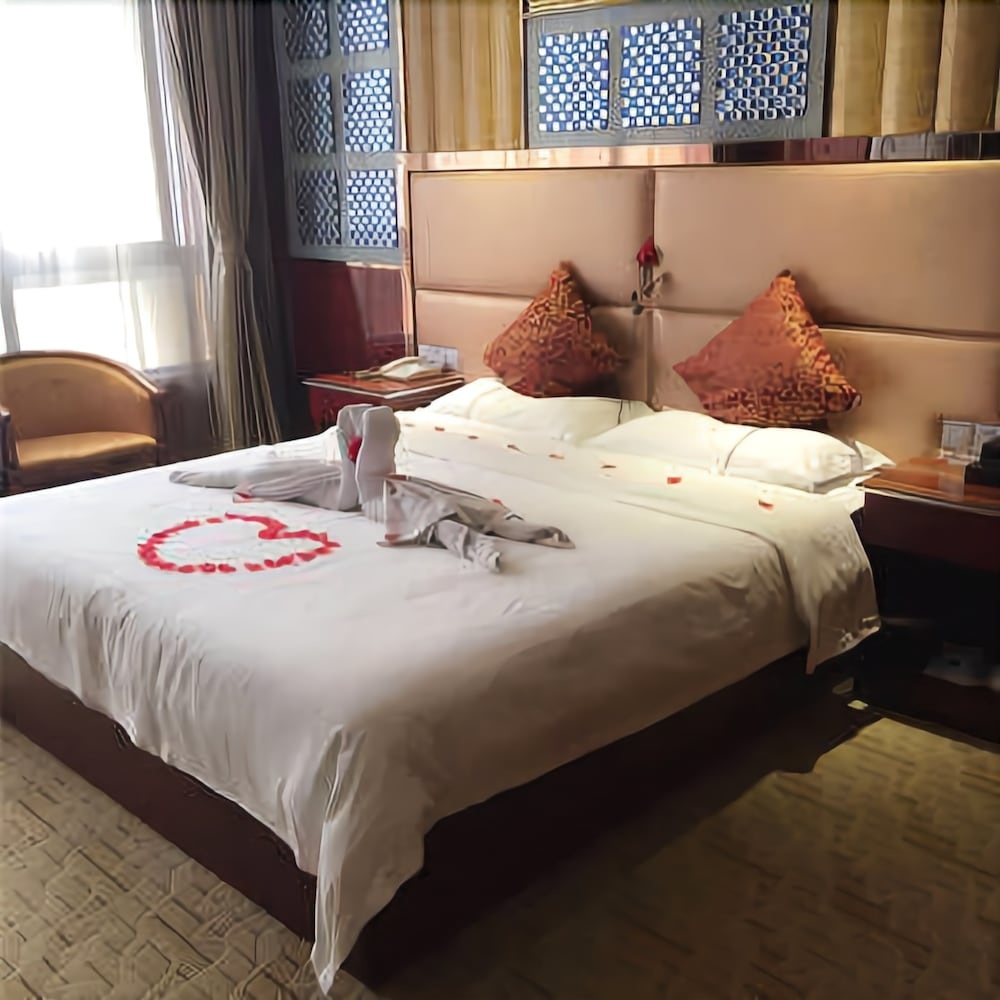 Junkai Hotel